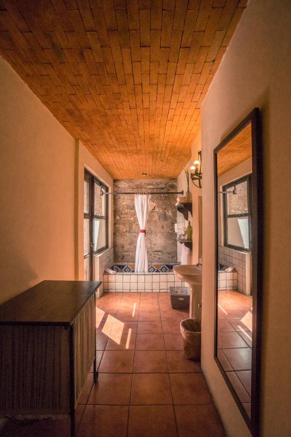 Hotel Sor Juana Antigua Zewnętrze zdjęcie